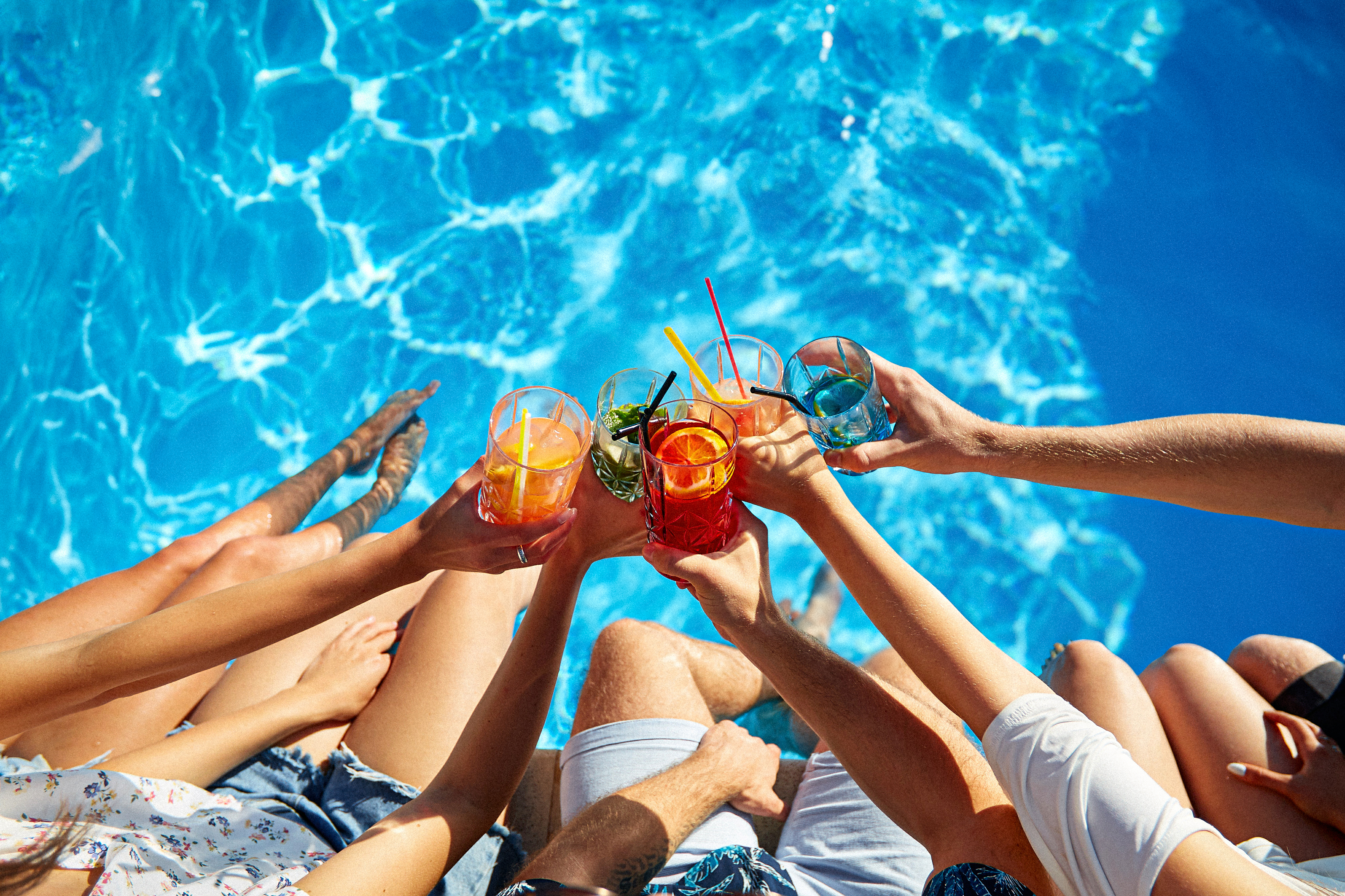 AdobeStock_433410735 © artiemedvedev – stock.adobe.com_Zoom.jpg